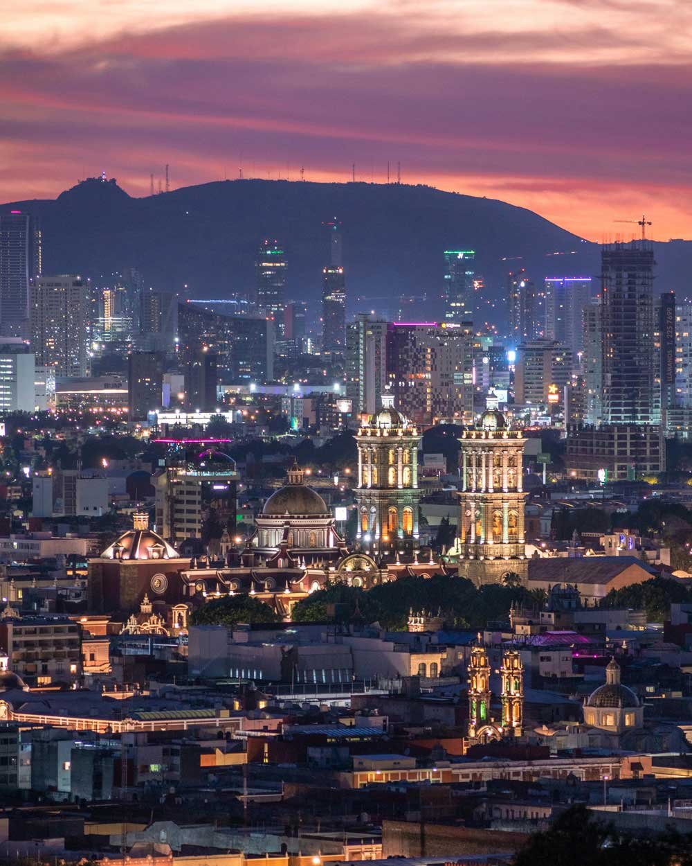 ciudad de puebla en atardecer hermoso